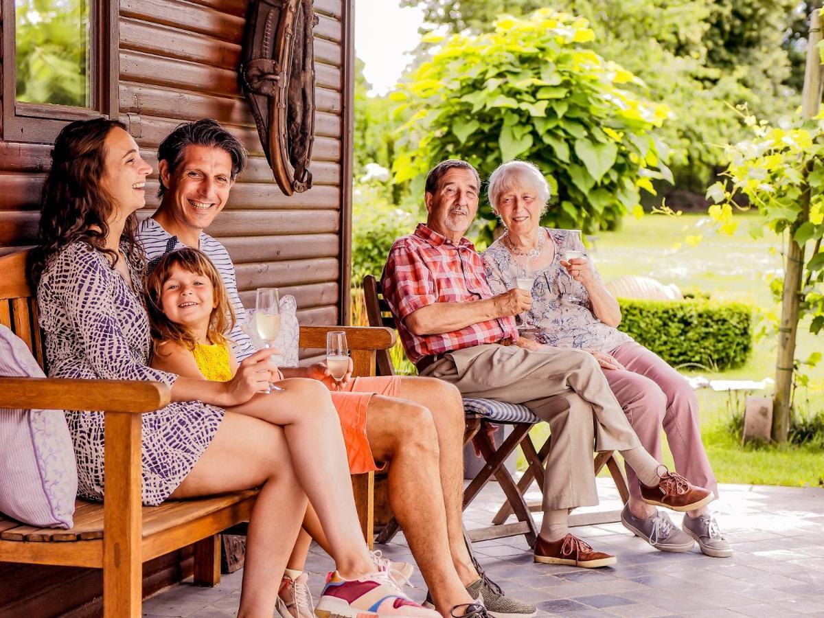 Het Hemelsveld Bed & Breakfast Хаселт Екстериор снимка